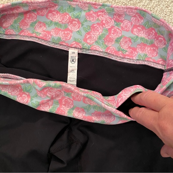 LIKE NEW Krass & Co RunRunner Leggings Secret Garden 10 - Picture 10 of 15